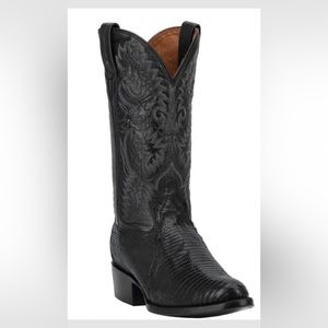 Nocona women’s size 7 black embroidered leather/lizard cowboy boot